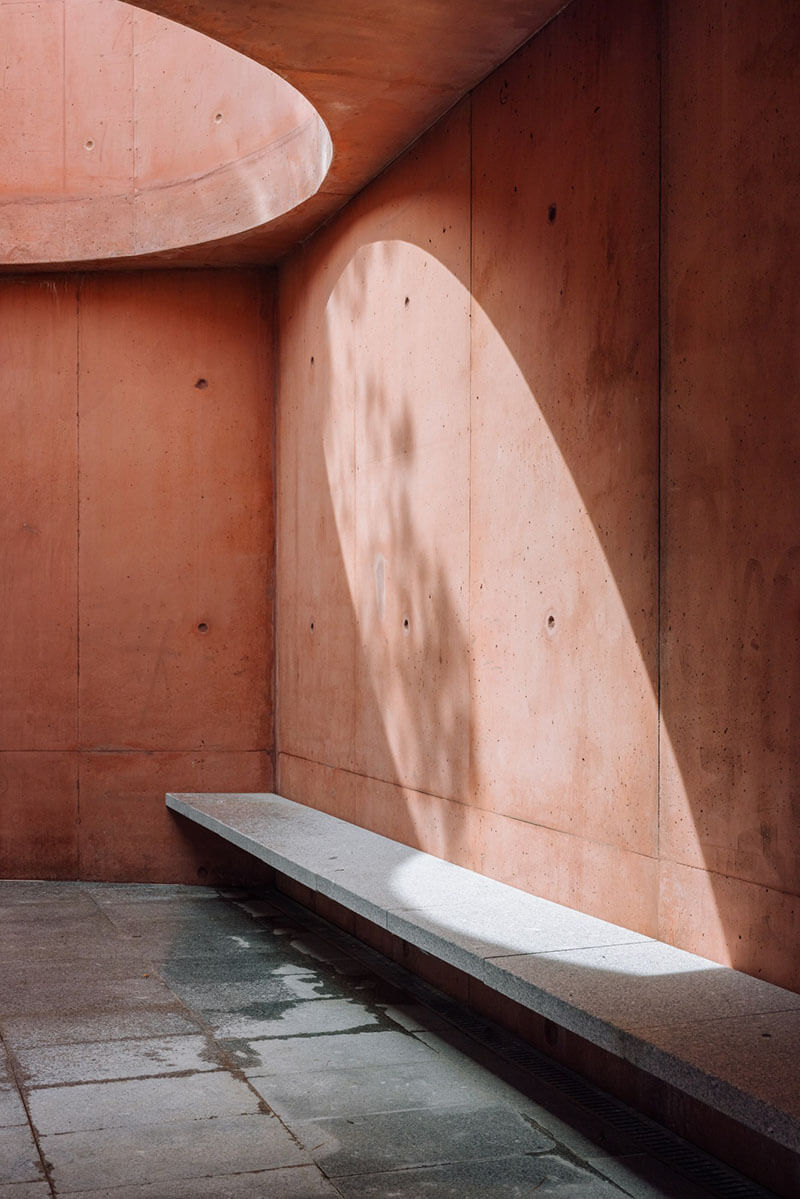 800px_065_11-TLA0563_1334x2000