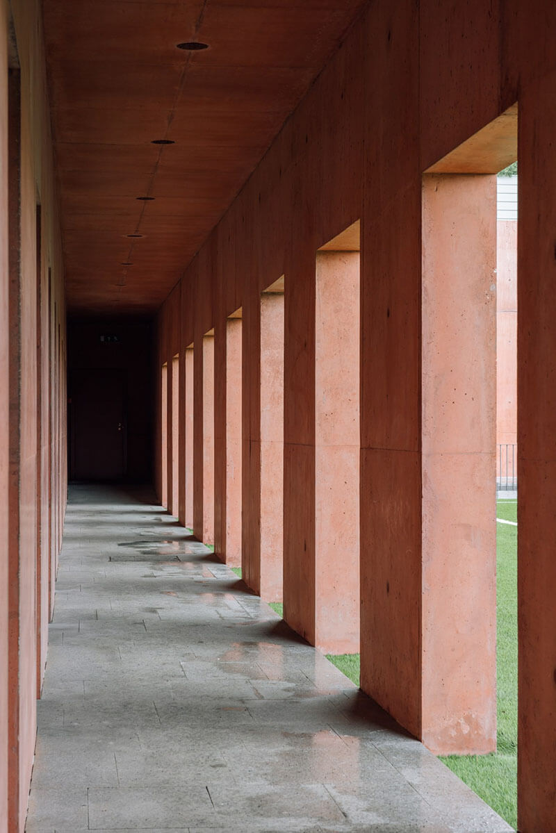 800px_065_29-TLA0663_1334x2000