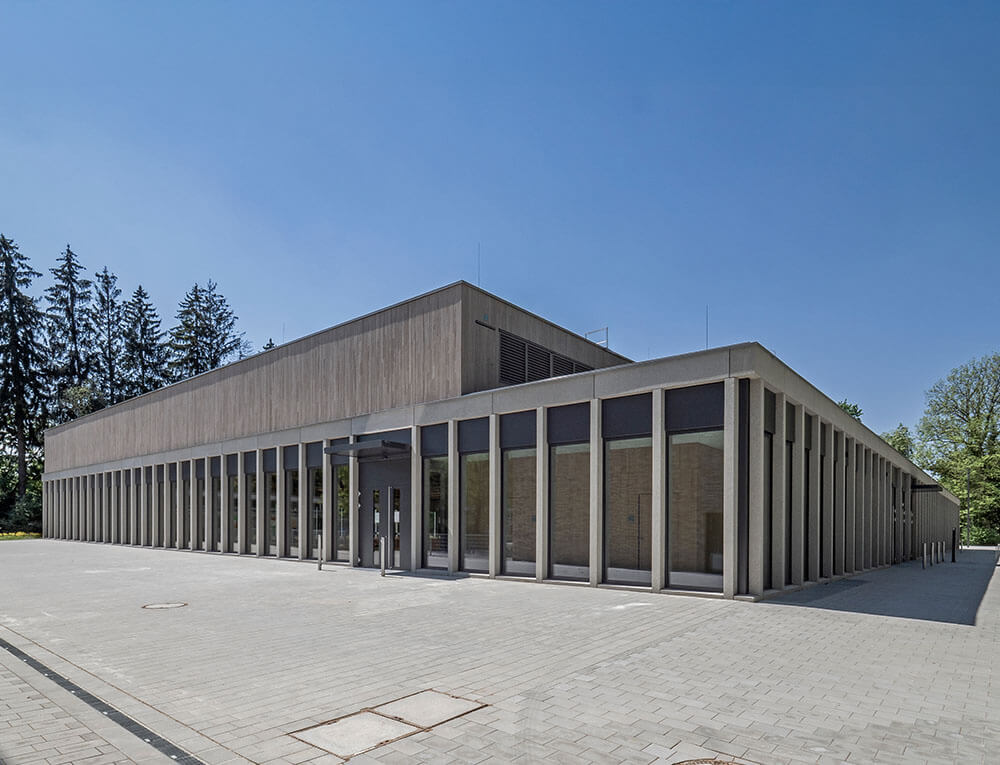 1000px_309_Heinl_FR13_Mehrzweckhalle_Erding_Himmel_5026898