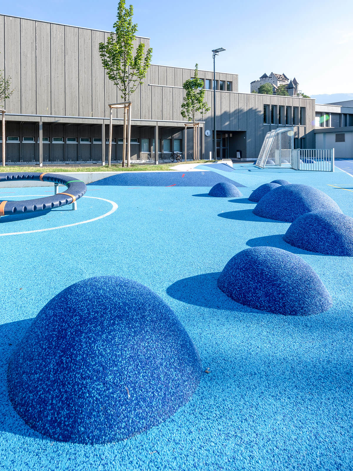 1200px_02 Balzers Blue Square HP