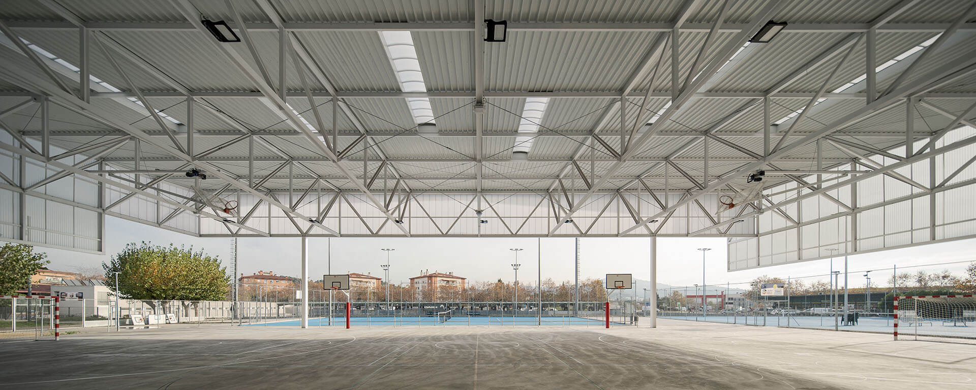 1920px_Sports Complex Pallejà_JPAM_Photo by Jordi Surroca4