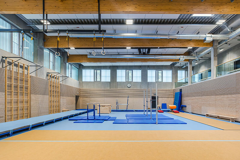 800px_Schnittger Architekten - Sporthalle Schönberg Innen 6-25 - Final -30